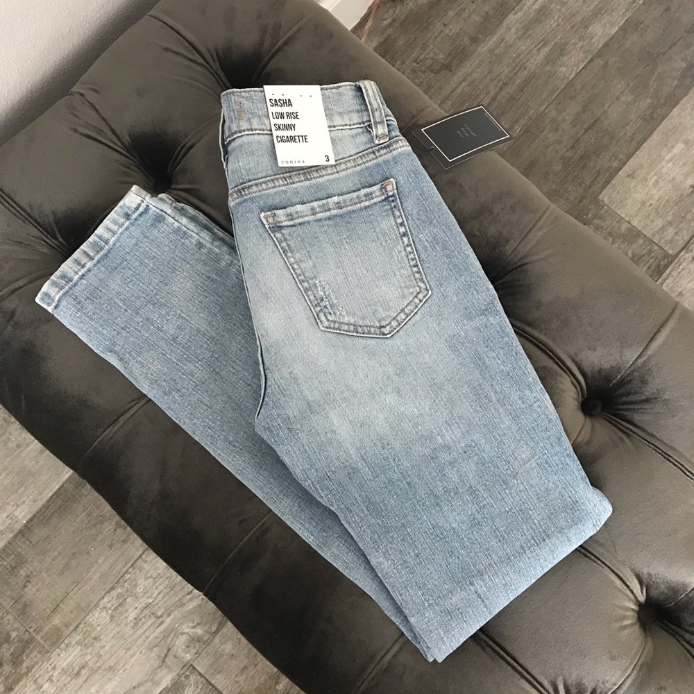 SASHA DISTRESSED LOW RISE DENIM JEANS - Picture 5 of 5
